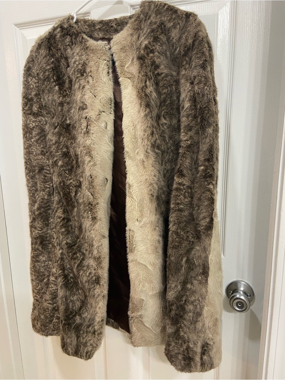 Donna Salyers Fabulous Furs Cape in Two-Tone Beige and Brown Size S/M